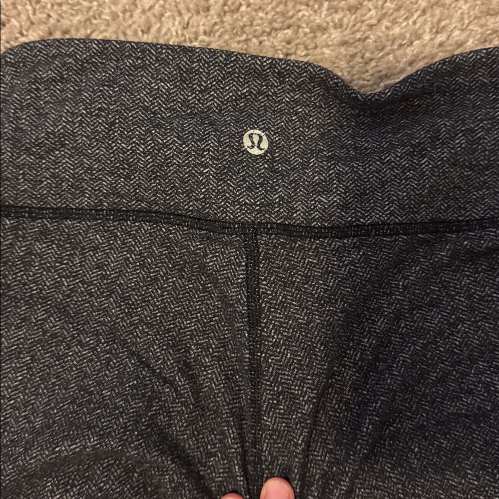 Lululemon Gray Herringbone Leggings. Full length.